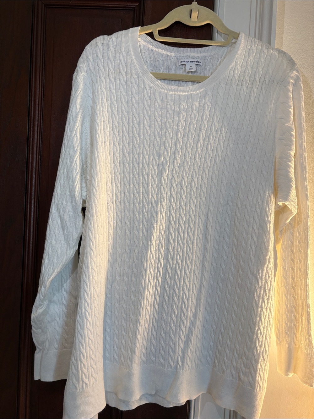 Amazon Essentials Women's Cream Cable Crewneck Sweater